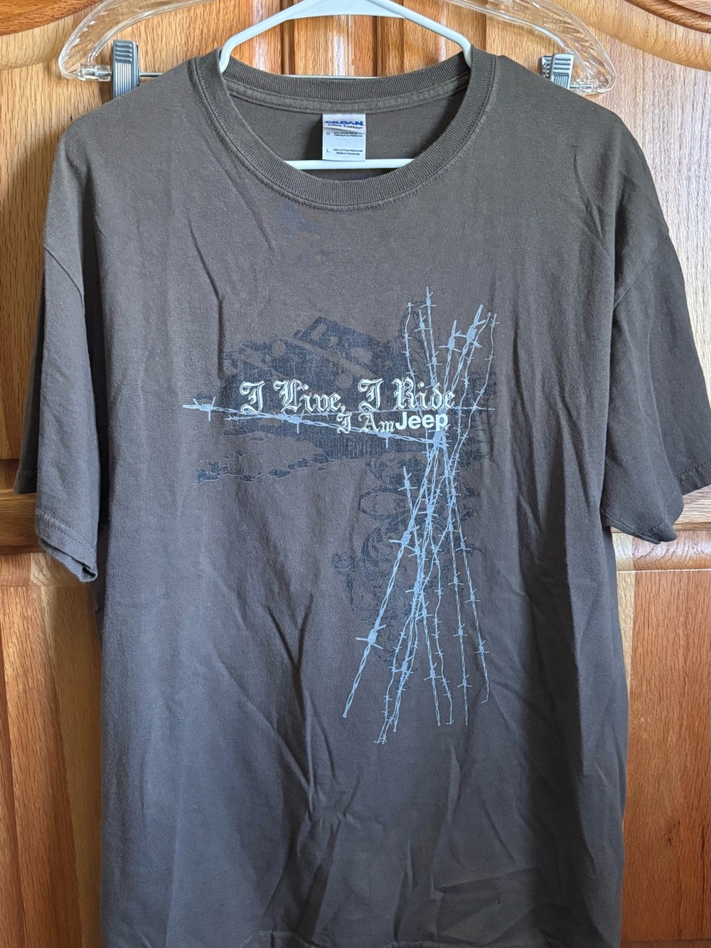 Jeep Brown Short Sleeve Graphic Tee with Light Gray Print